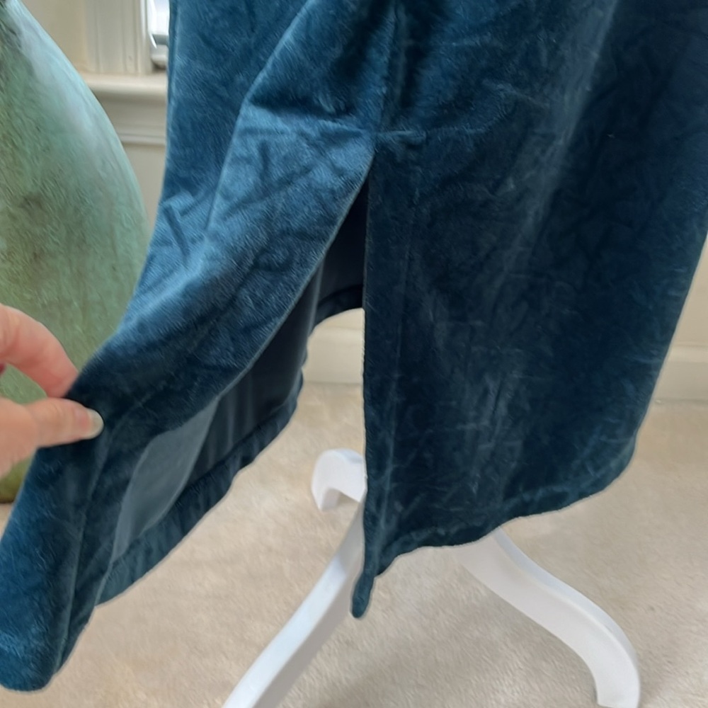 Natori long zip front robe deep green blue size medium - Picture 6 of 9